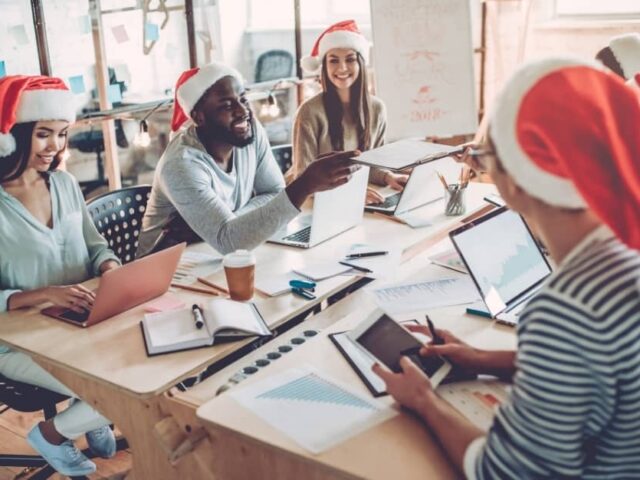 Why a Company-Wide Break Between Christmas and New Years is Critical For Work-Life Balance